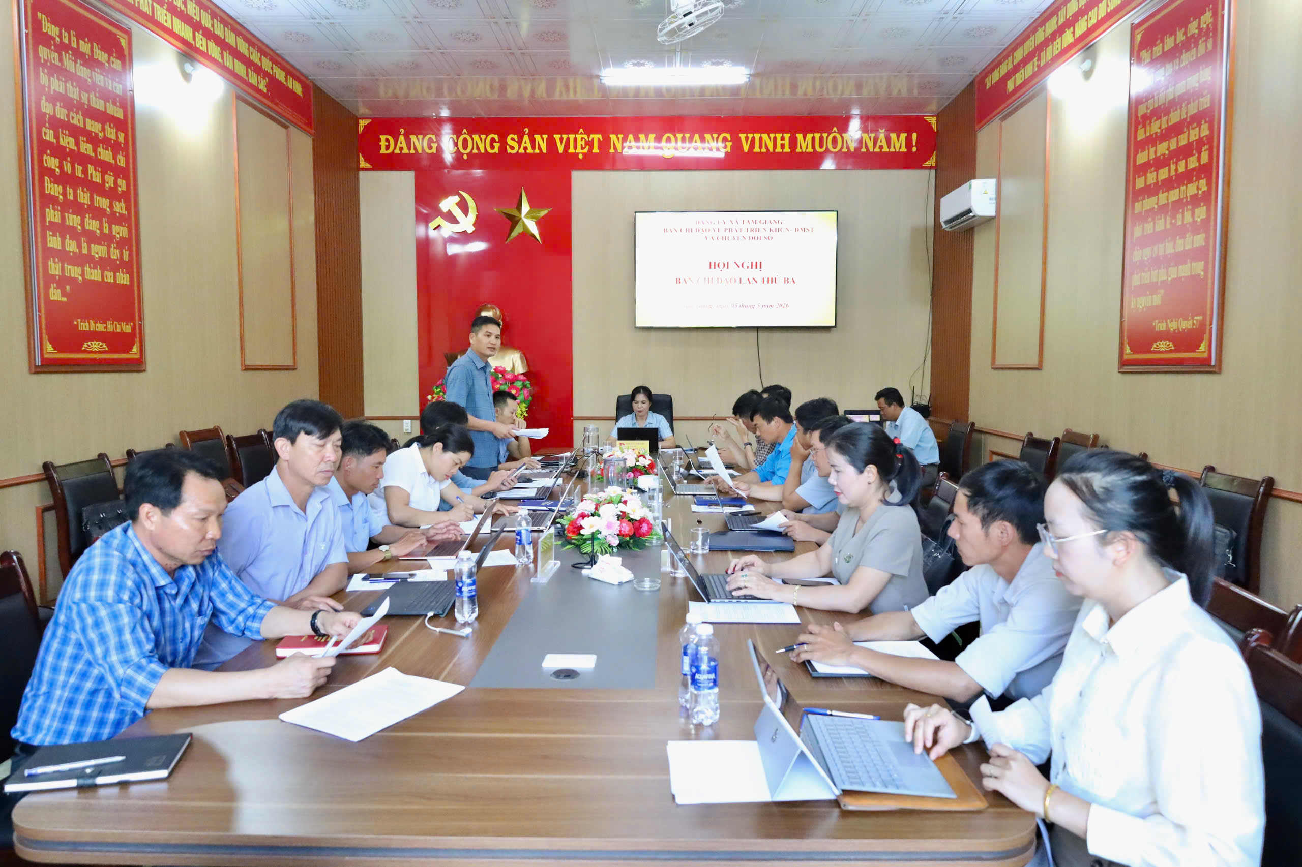 Ban chỉ đạo về phát triển khoa học, công nghệ, đổi mới sáng tạo và chuyển đổi số xã Tam Giang sơ kết công tác quý I