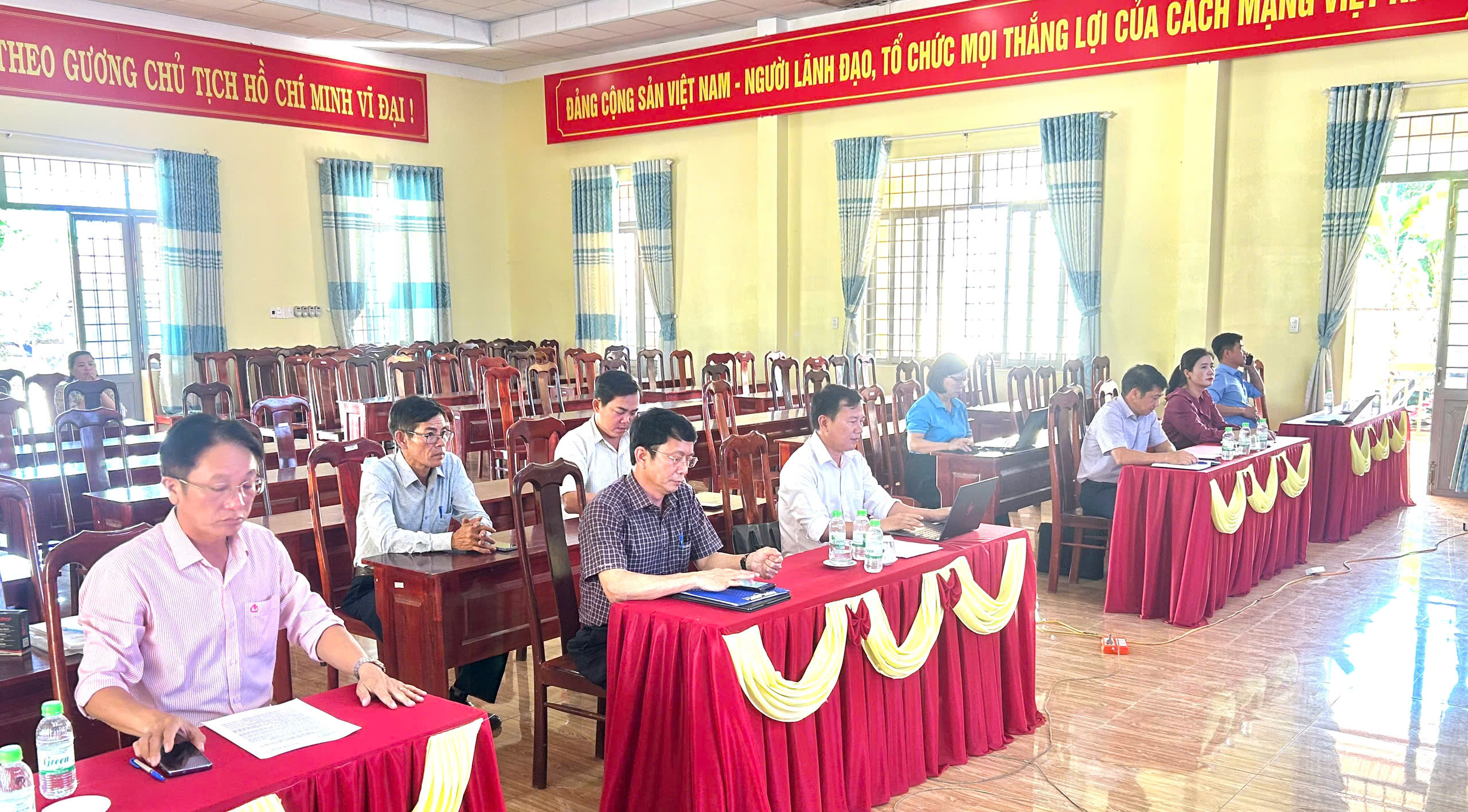 Hội nghị công bố Quyết định thành lập Ban đại diện Hội đồng quản trị Ngân hàng Chính sách xã hội xã Tam Giang