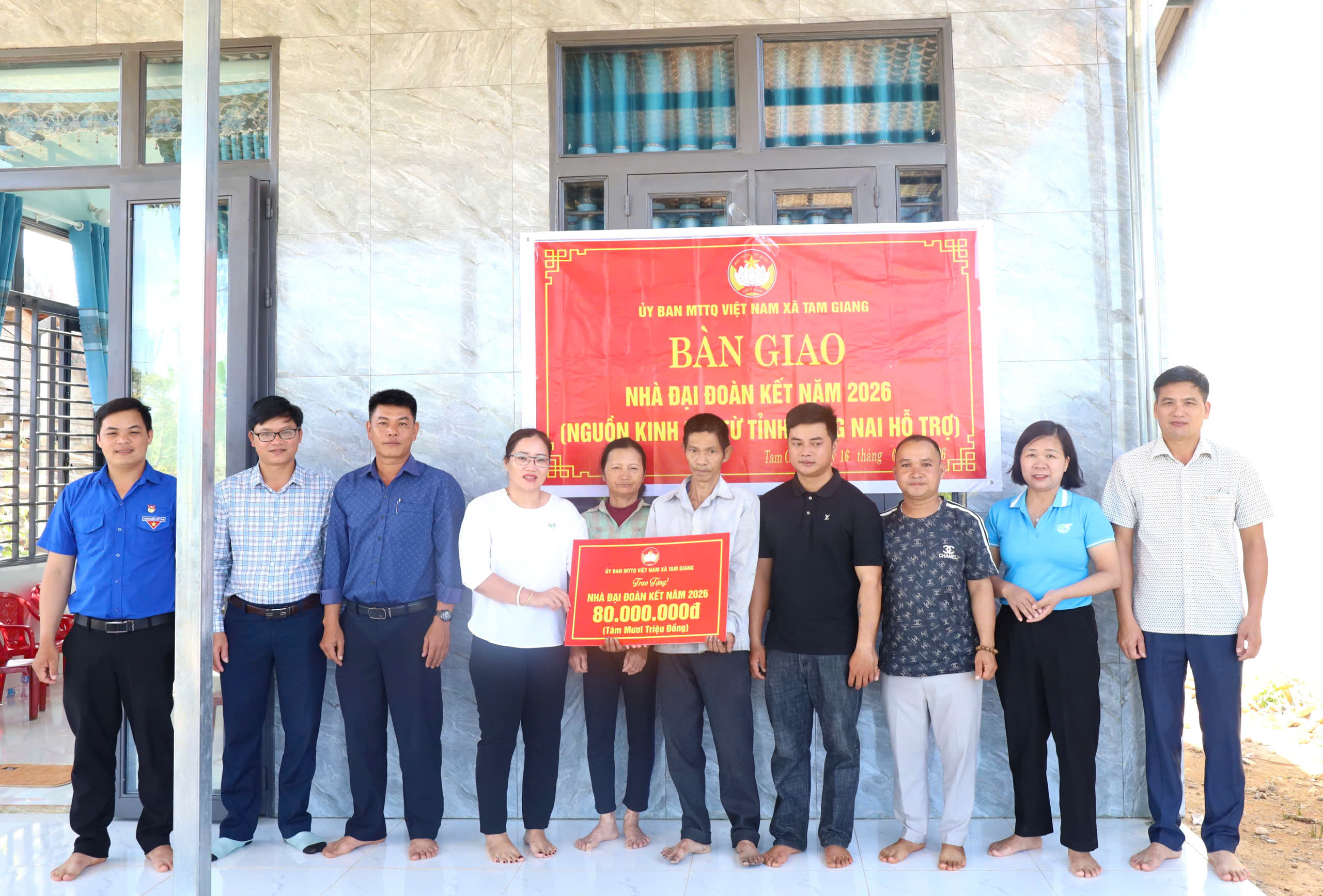 Lễ Bàn giao nhà Đại đoàn kết tại thôn Tam Lập, xã Tam Giang